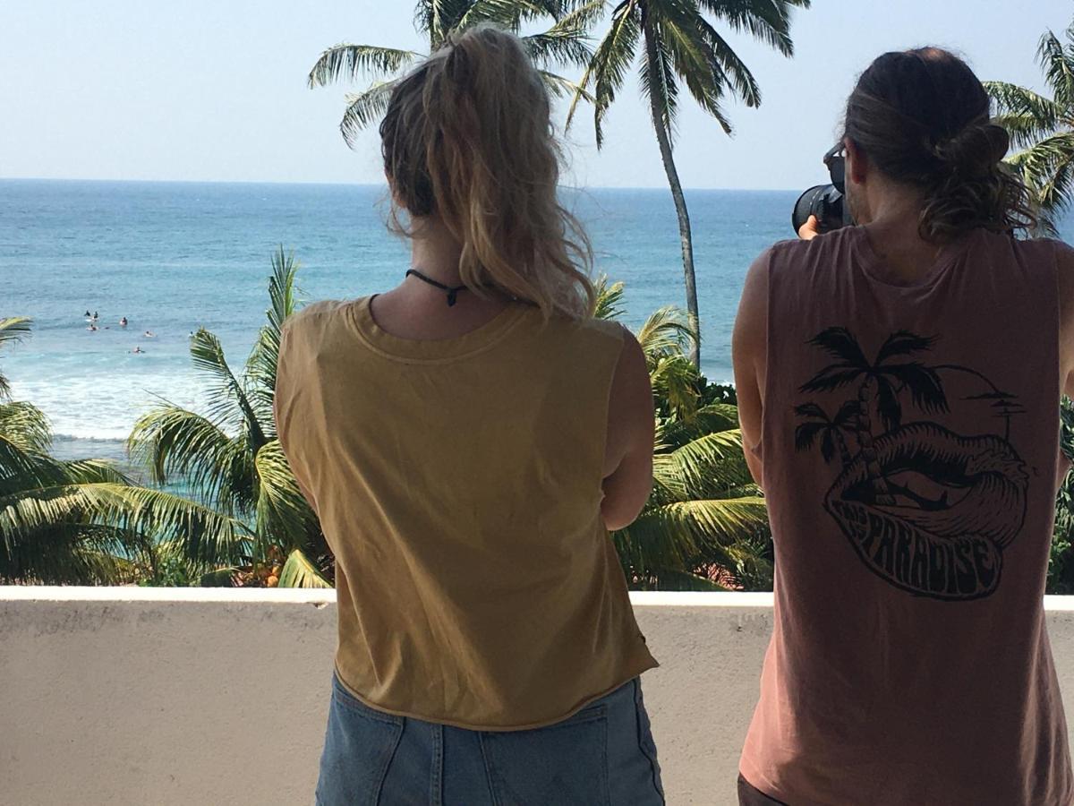 Ruma Surf Hotel Ahangama Bagian luar foto