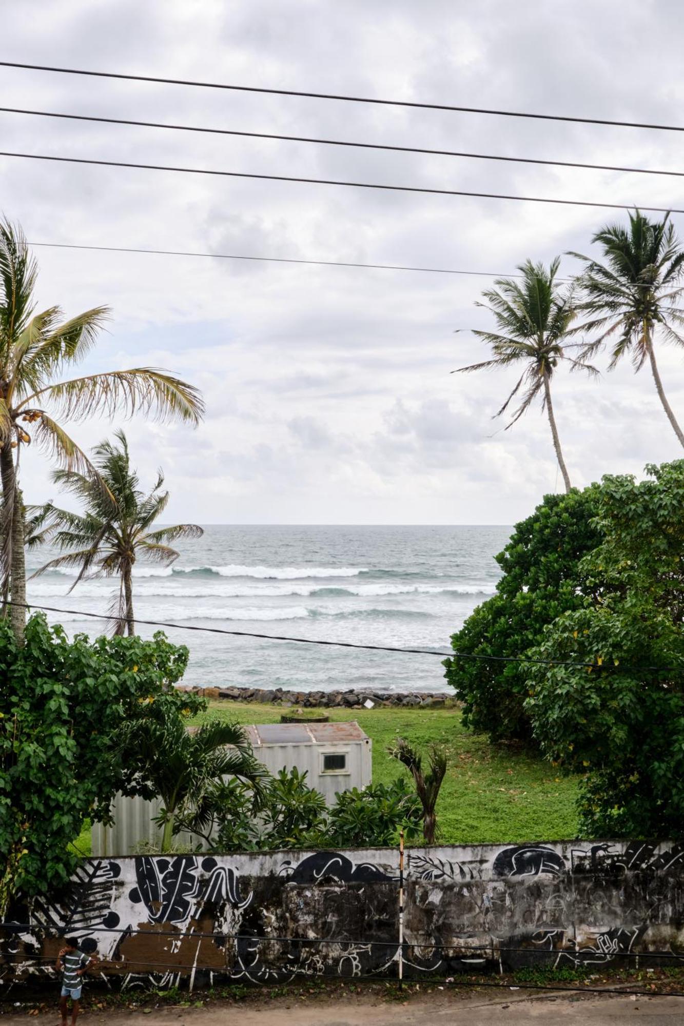 Ruma Surf Hotel Ahangama Bagian luar foto