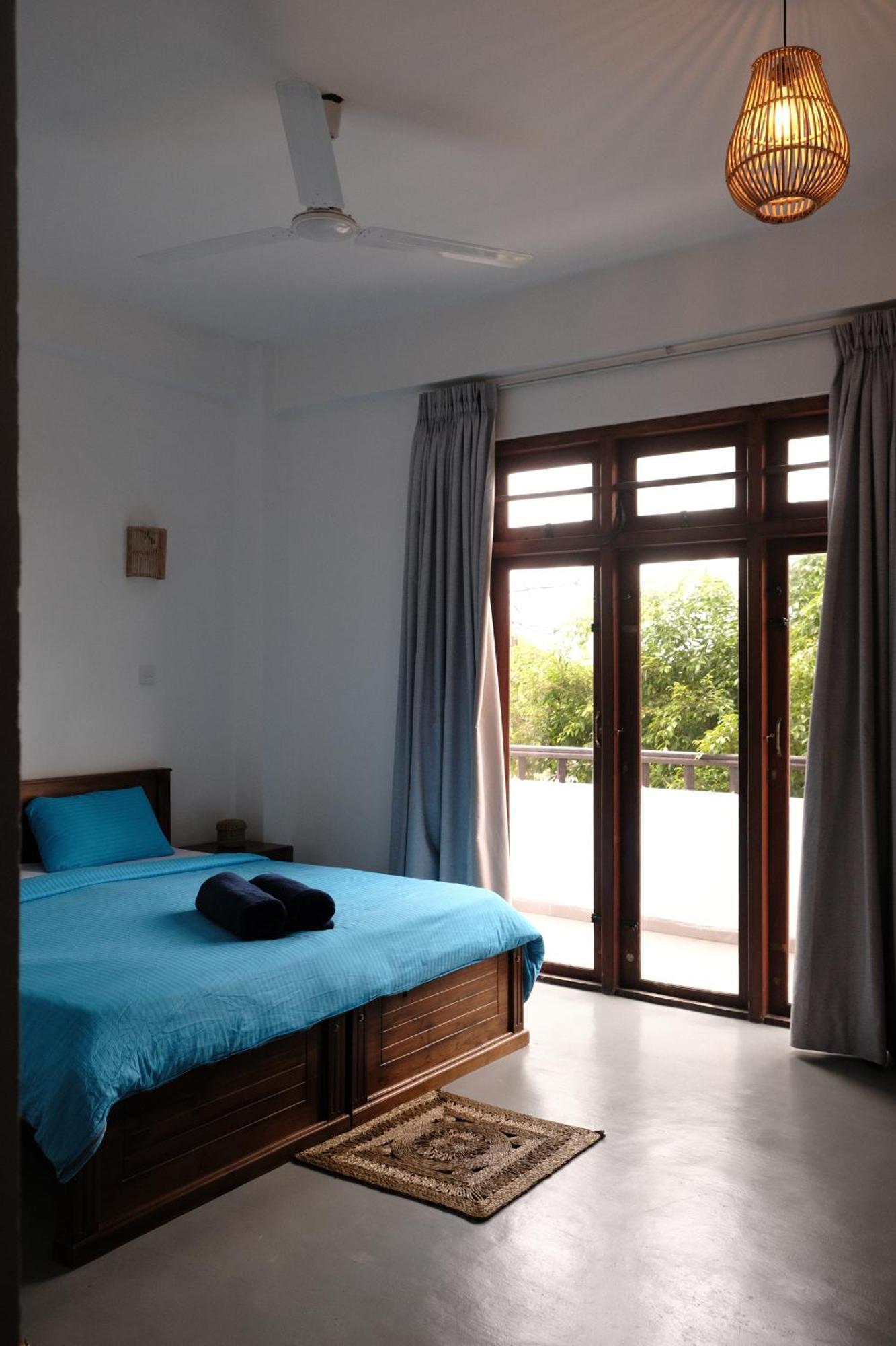 Ruma Surf Hotel Ahangama Bagian luar foto