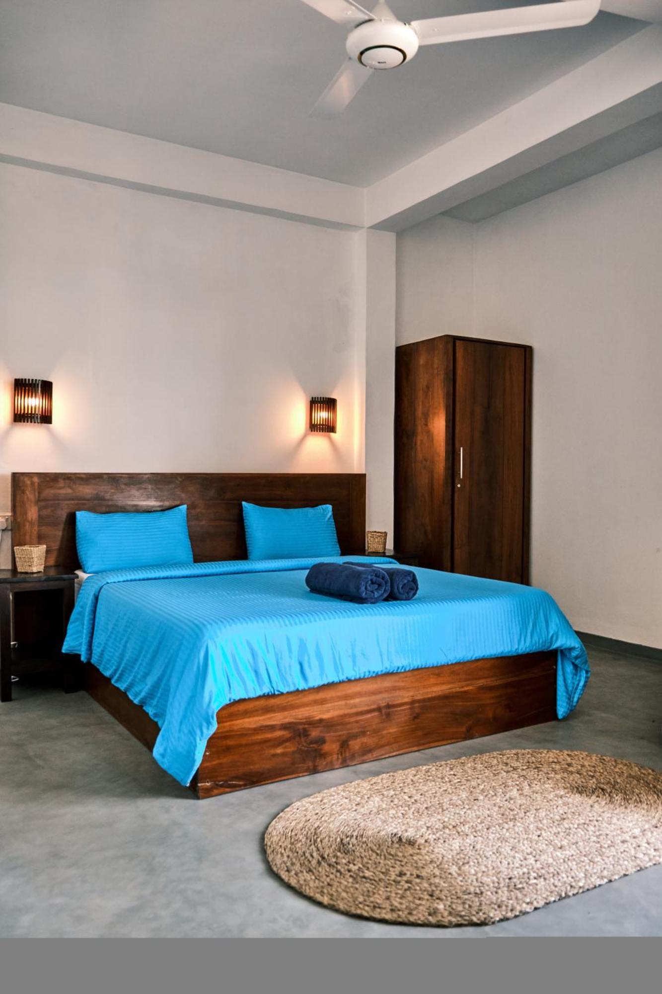 Ruma Surf Hotel Ahangama Bagian luar foto